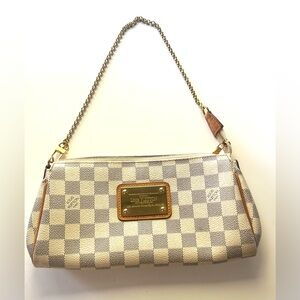 Louis Vuitton Eva Clutch. Chain Shoulder Strap.  Damier Azur.